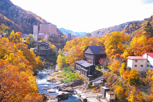 秋の定山渓温泉