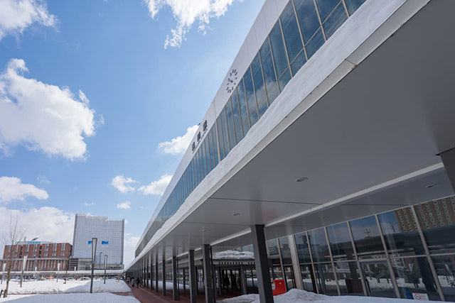 旭川駅の駅前風景