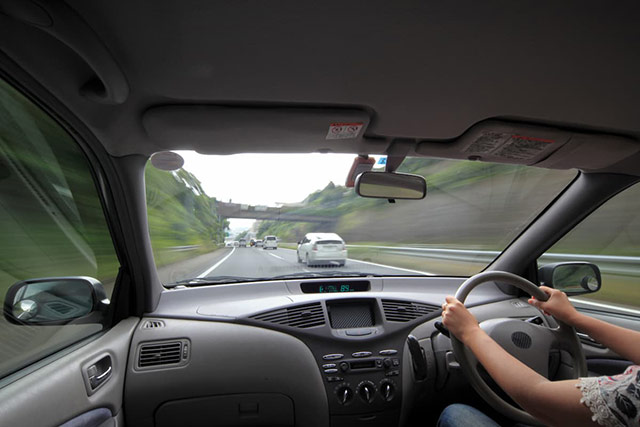 高速道路　運転